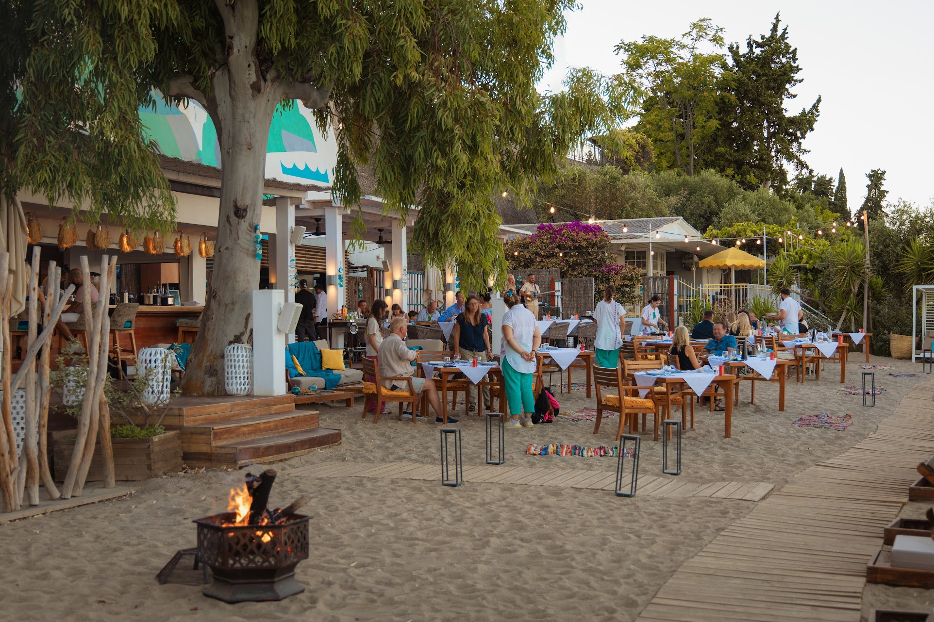 corfu restaurant with live music